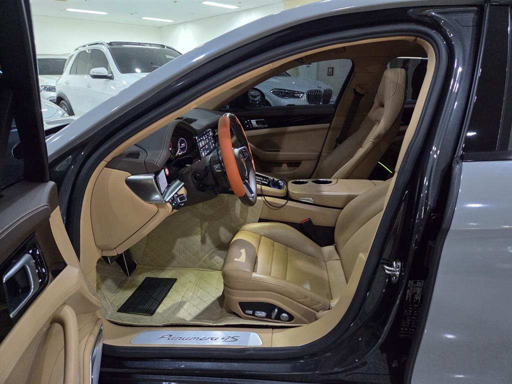 Porsche Panamera - Vista 6