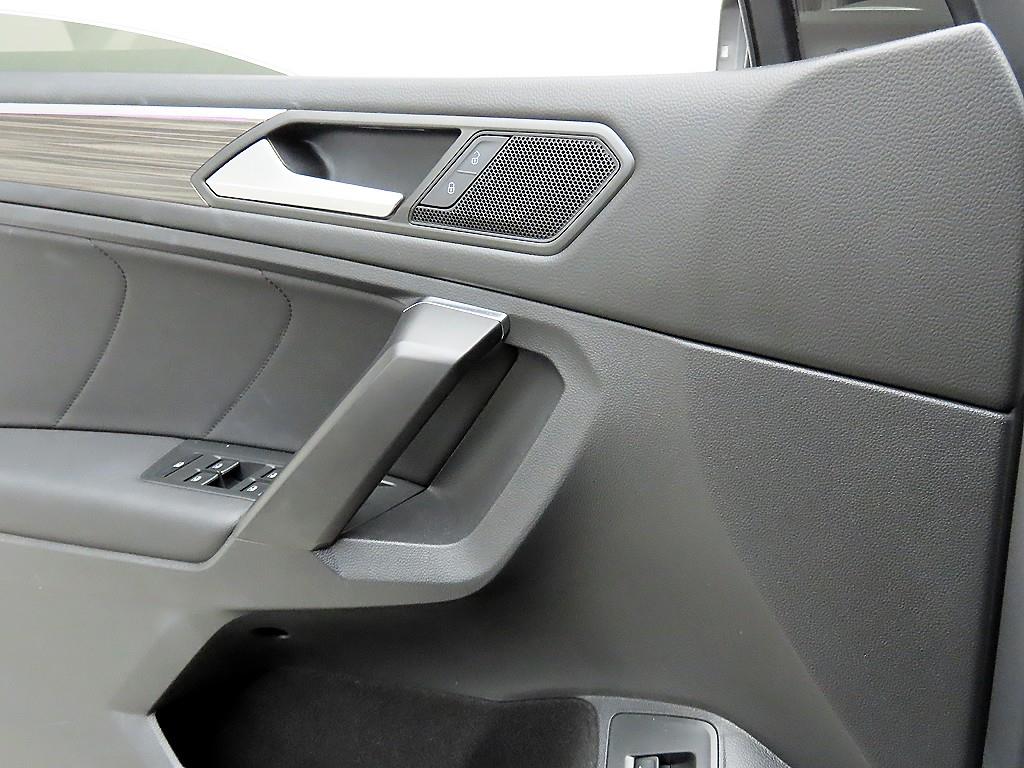 Volkswagen Tiguan 2023 Plateado - Importación desde Corea - HF Imports Iquique - Foto 13