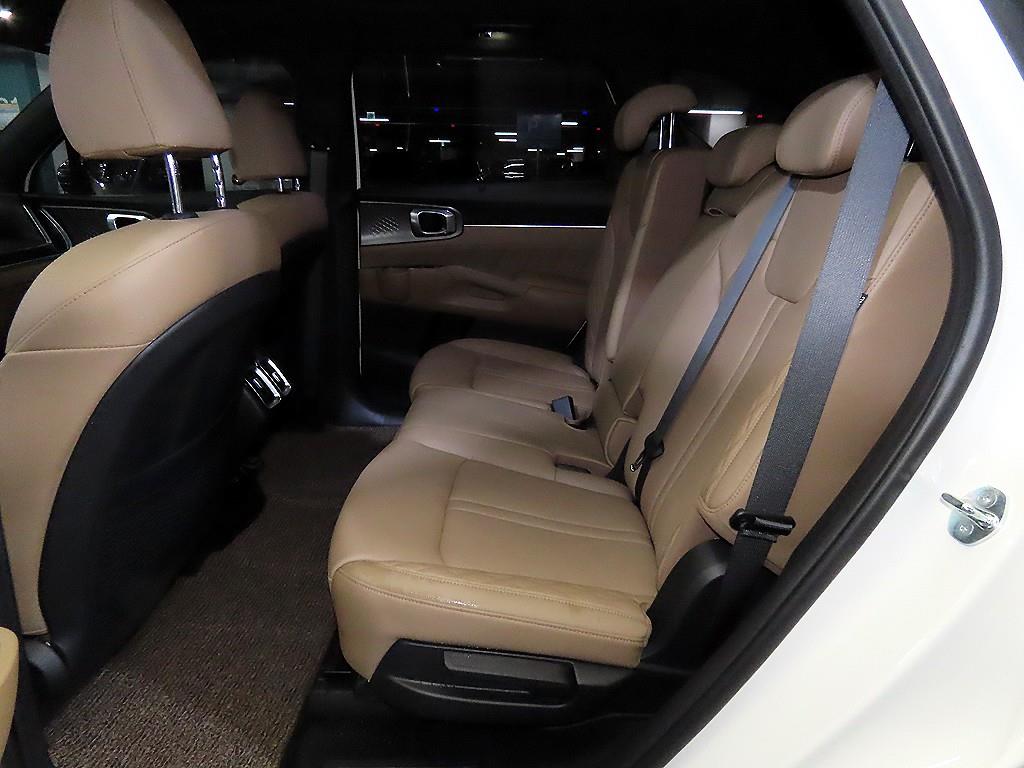 KIA Sorento - Vista 7