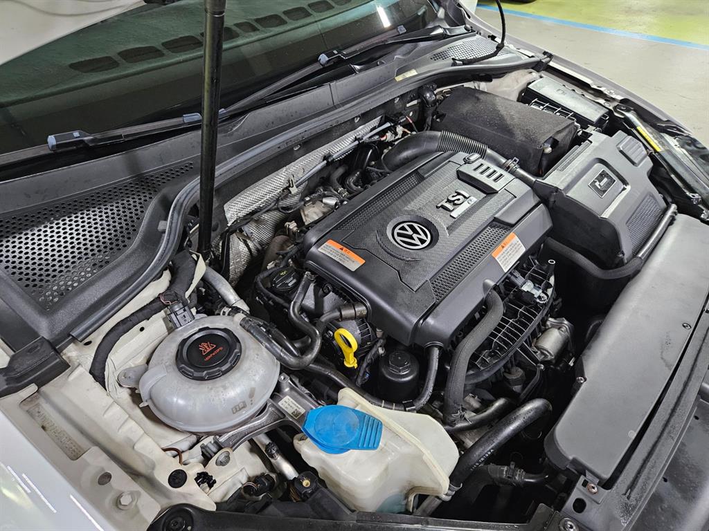 Volkswagen Golf 2016 Blanco - Importación desde Corea - HF Imports Iquique - Foto 18