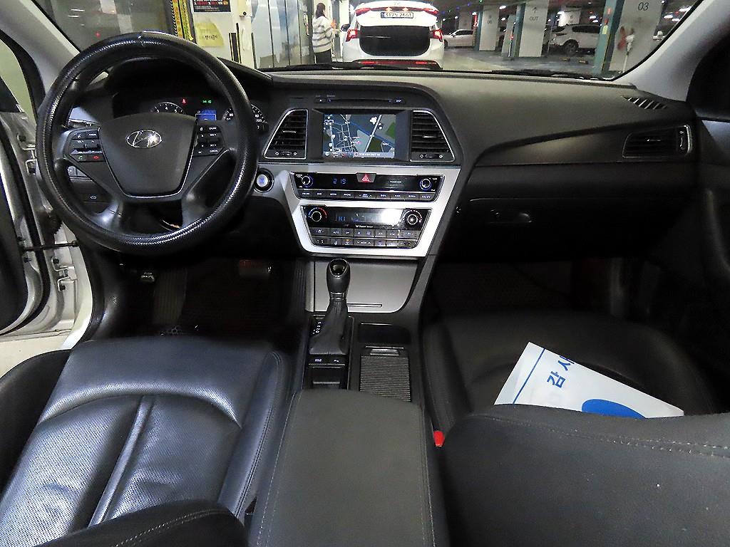 HYUNDAI Sonata - Vista 10