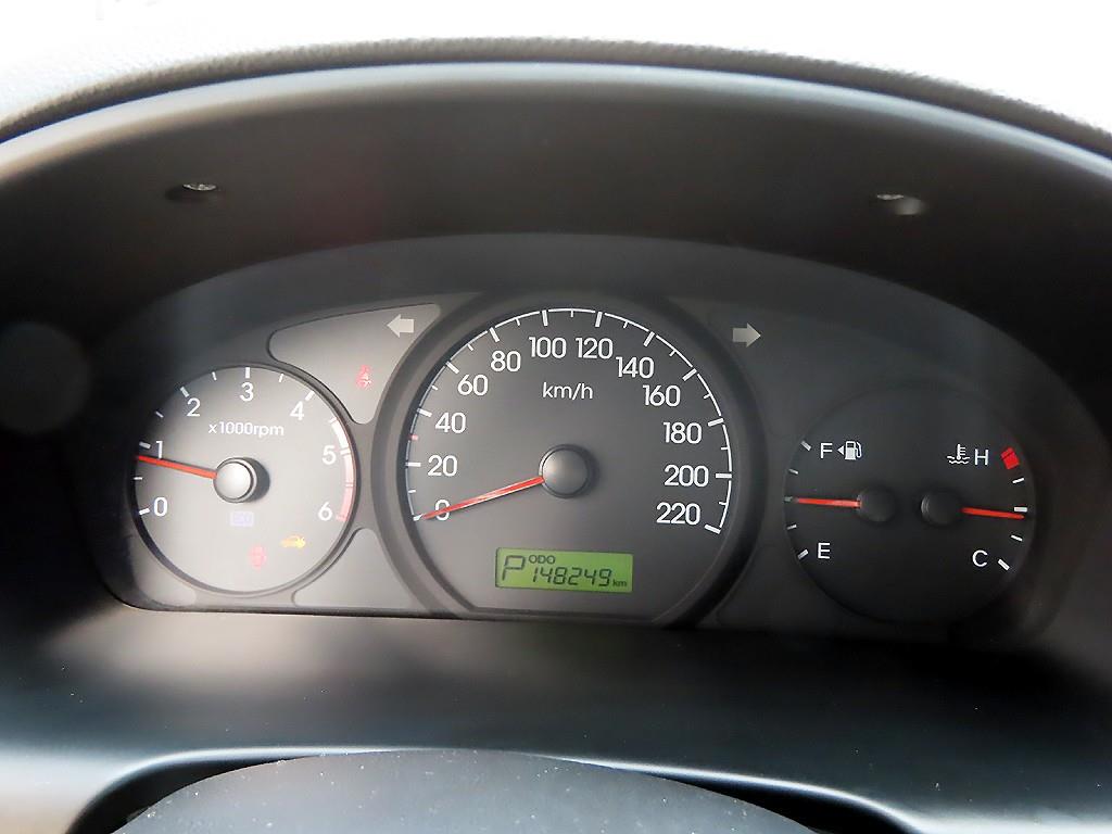 HYUNDAI Starex - Vista 10