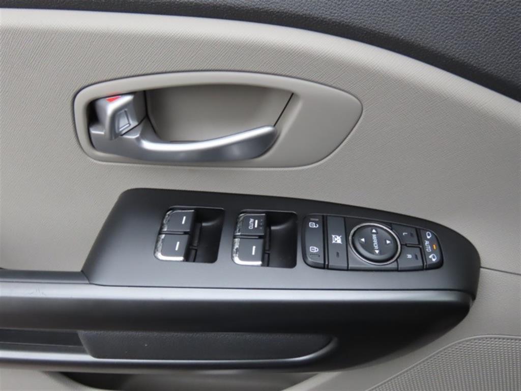 KIA Carnival 2016 - Importación desde Corea - HF Imports Iquique - Foto 12