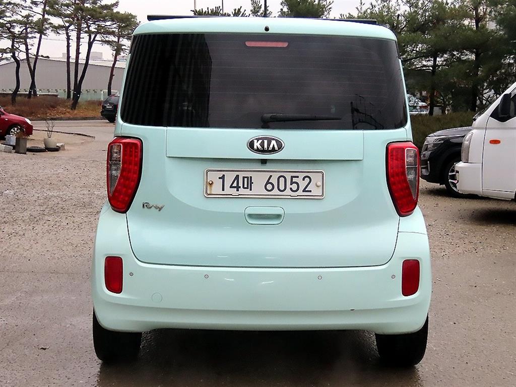 KIA Ray - Vista 4