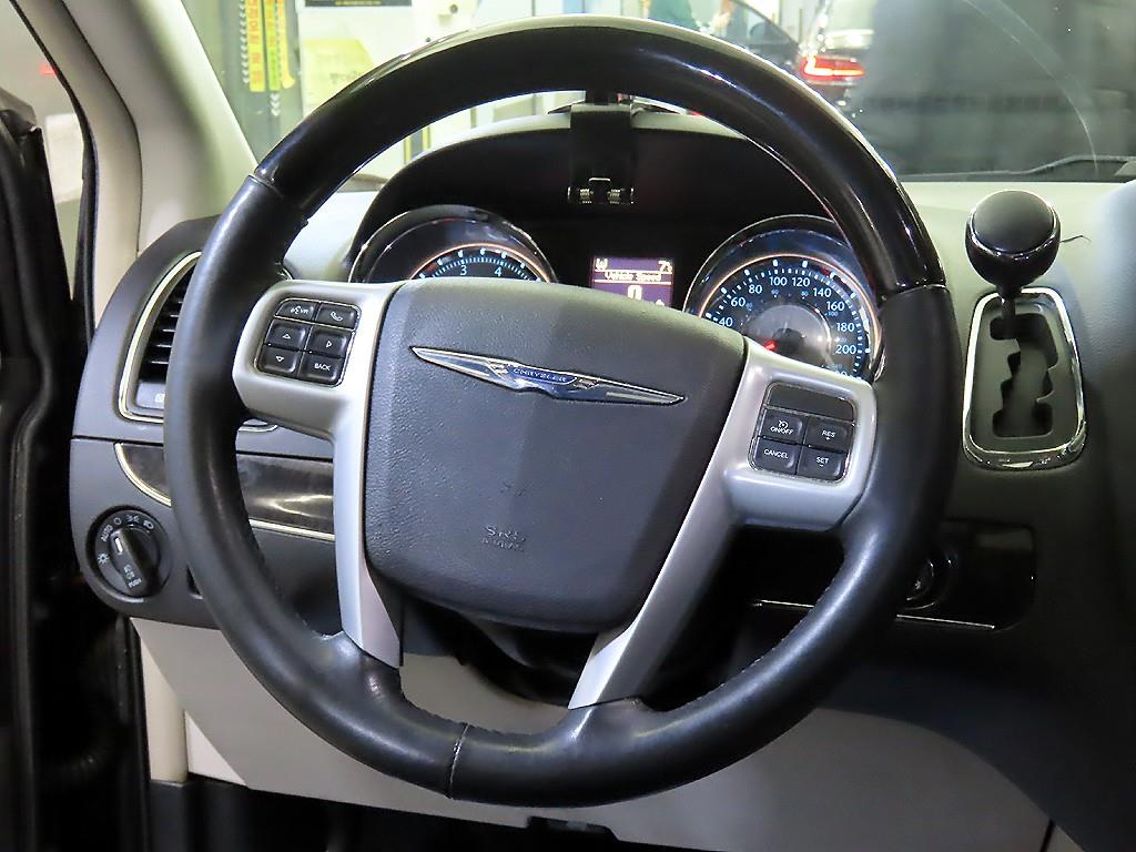 Chrysler Voyager - Vista 7