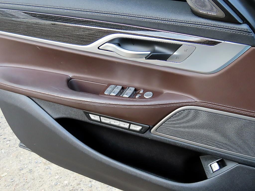 BMW 7 Series - Vista 12