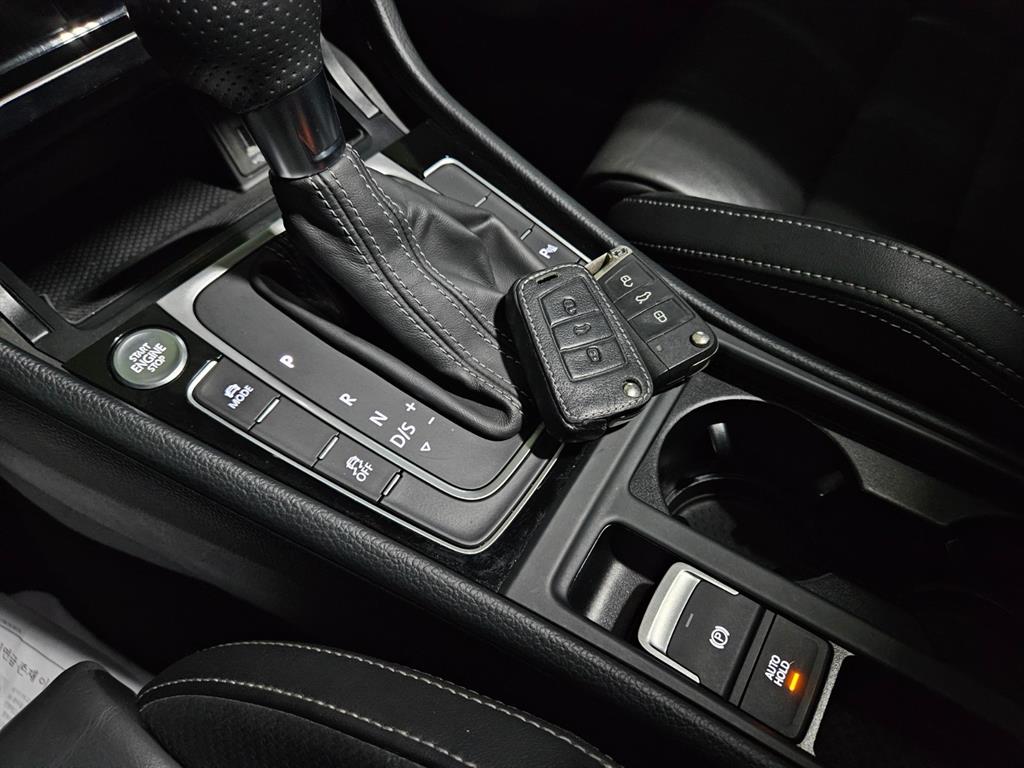 Volkswagen Golf - Vista 12