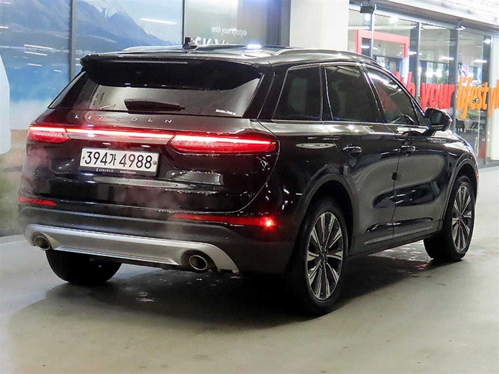 Lincoln Corsair - Vista 4