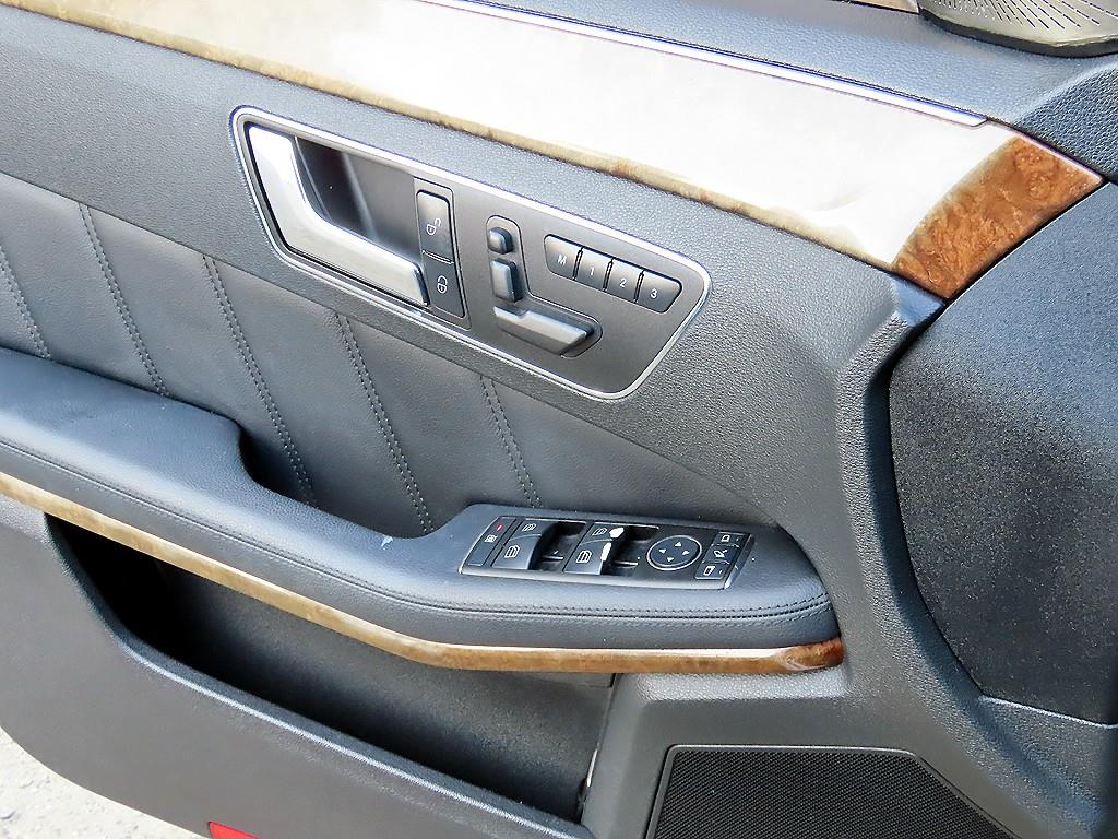 Mercedes Benz E class - Vista 11