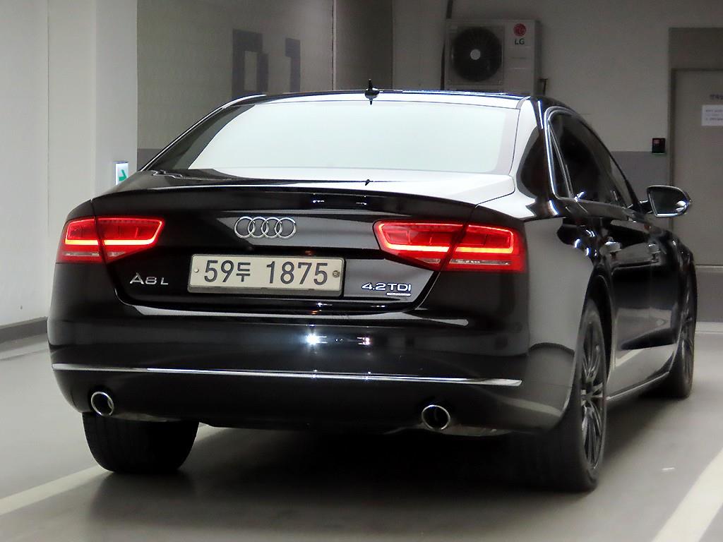 Audi A8 - Vista 4