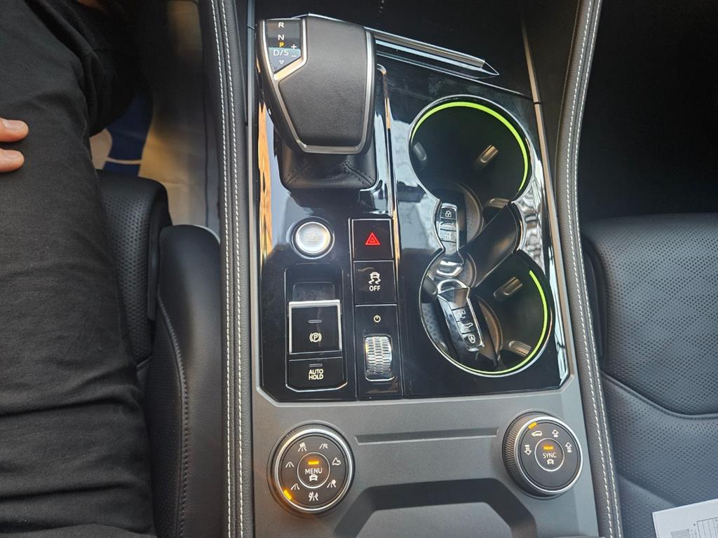 Volkswagen Touareg 2024 Negro - Importación desde Corea - HF Imports Iquique - Foto 14