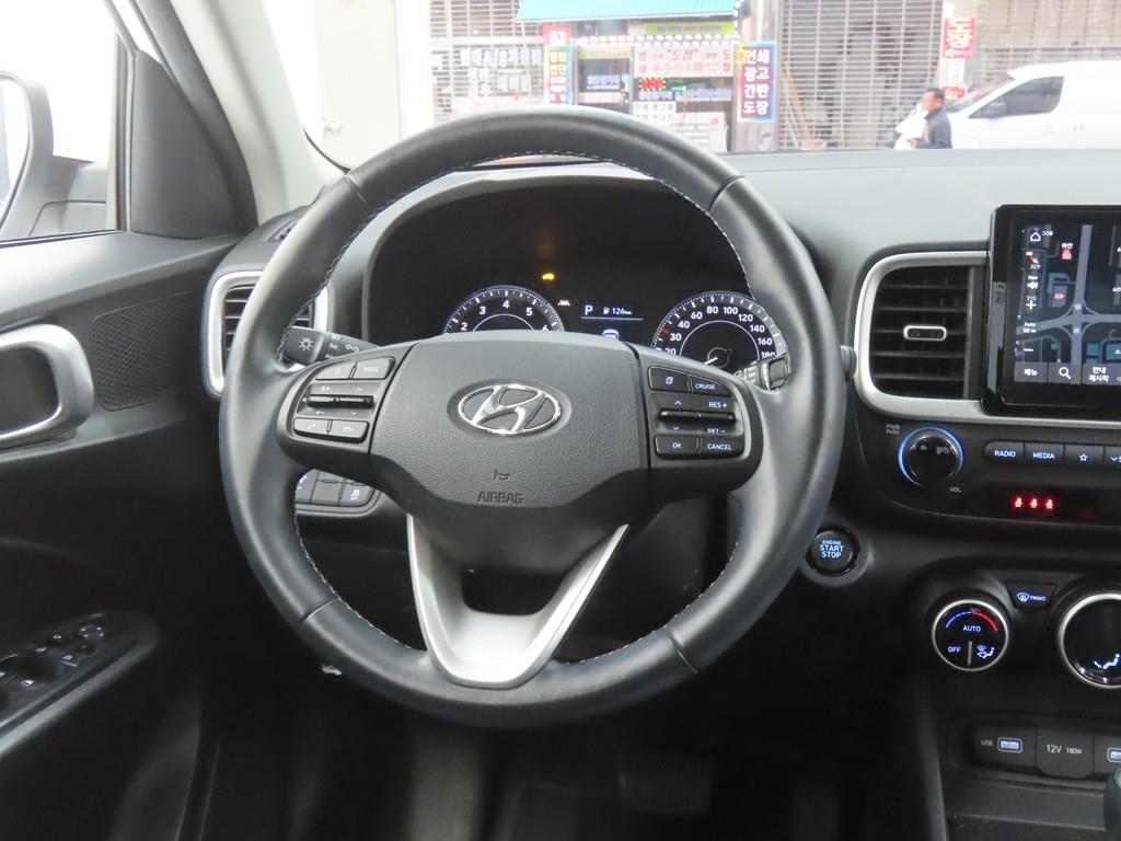 HYUNDAI Venue 2022 Blanco - Importación desde Corea - HF Imports Iquique - Foto 17