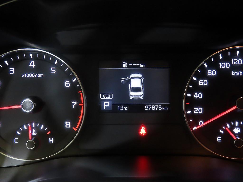 KIA K3 - Vista 9