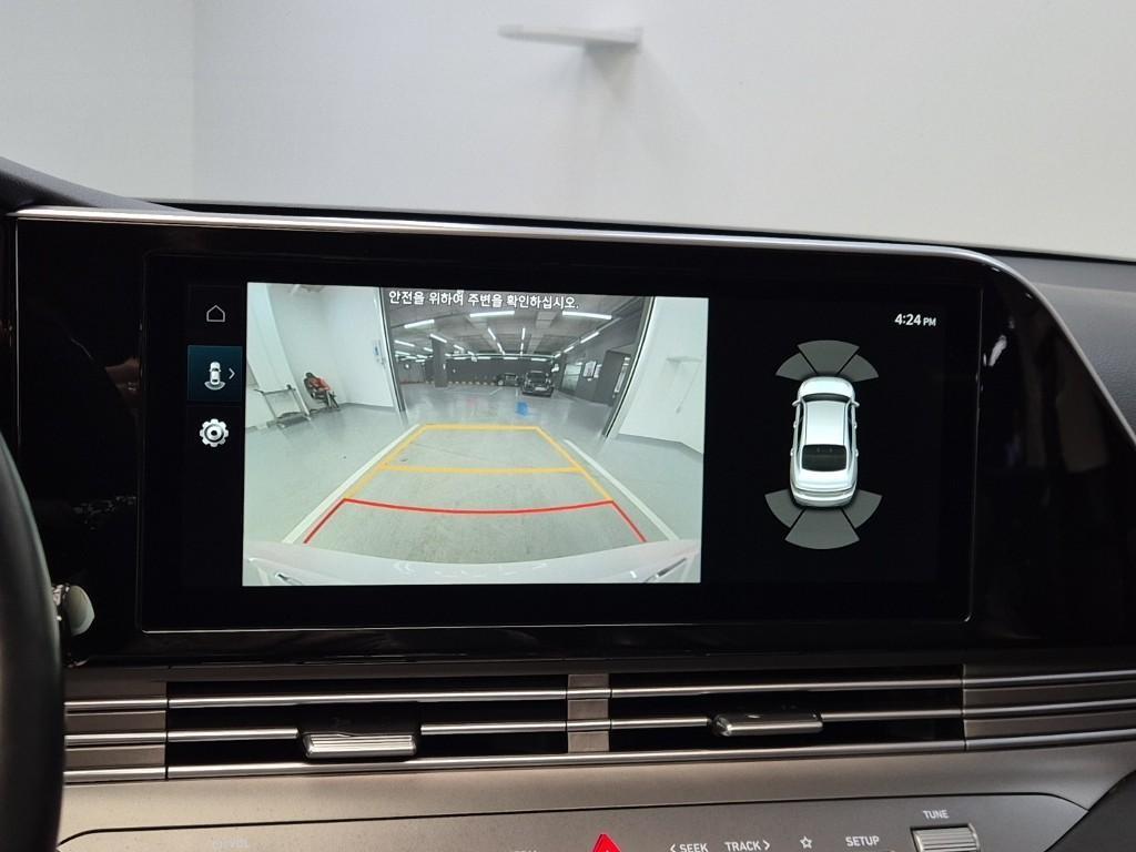 HYUNDAI Grandeur - Vista 10