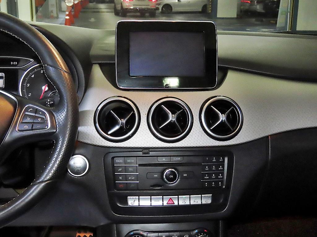 Mercedes Benz B Class (MY B) - Vista 11