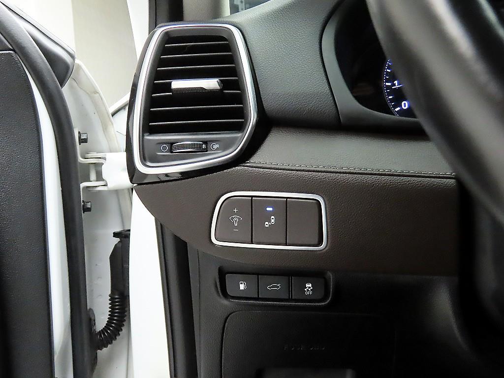 HYUNDAI Grandeur - Vista 12