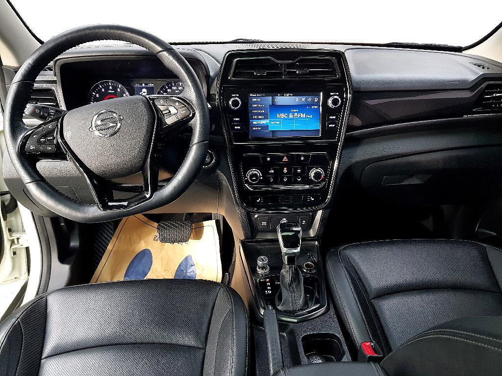 Ssangyong Tivoli - Vista 5