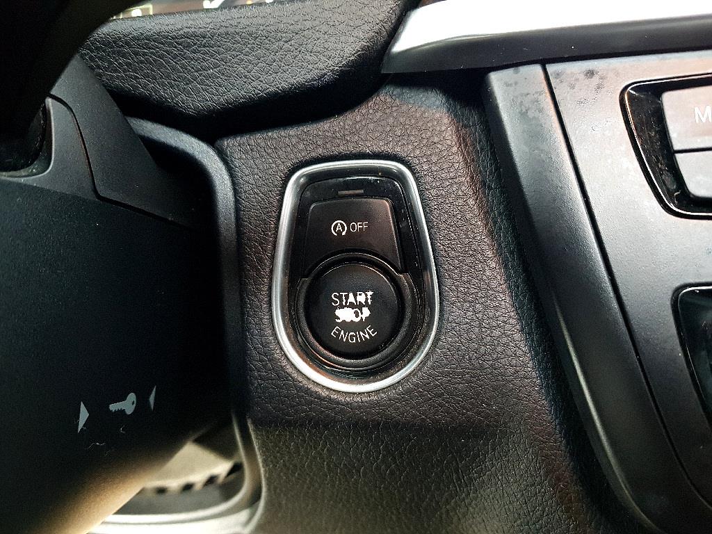 BMW 3 series 2014 Azul - Importación desde Corea - HF Imports Iquique - Foto 14