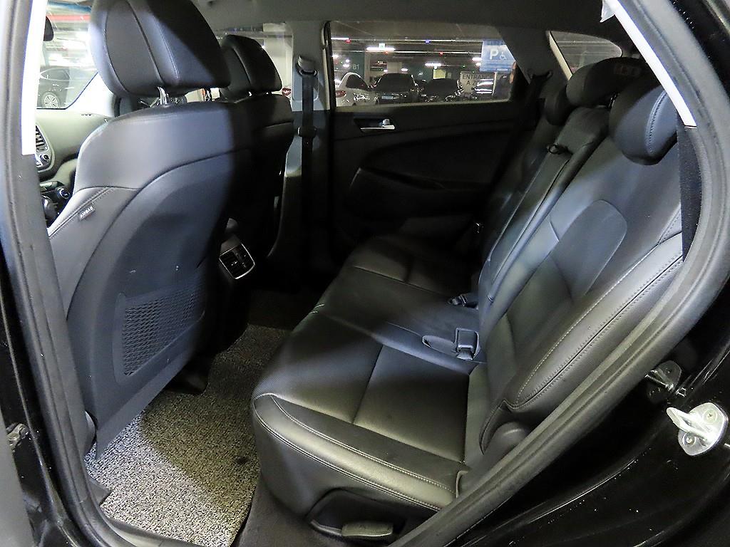 HYUNDAI Tucson - Vista 7