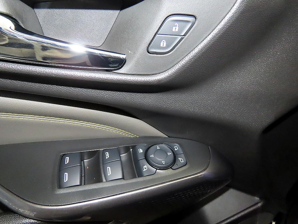 Chevrolet Trax 2025 Negro - Importación desde Corea - HF Imports Iquique - Foto 13