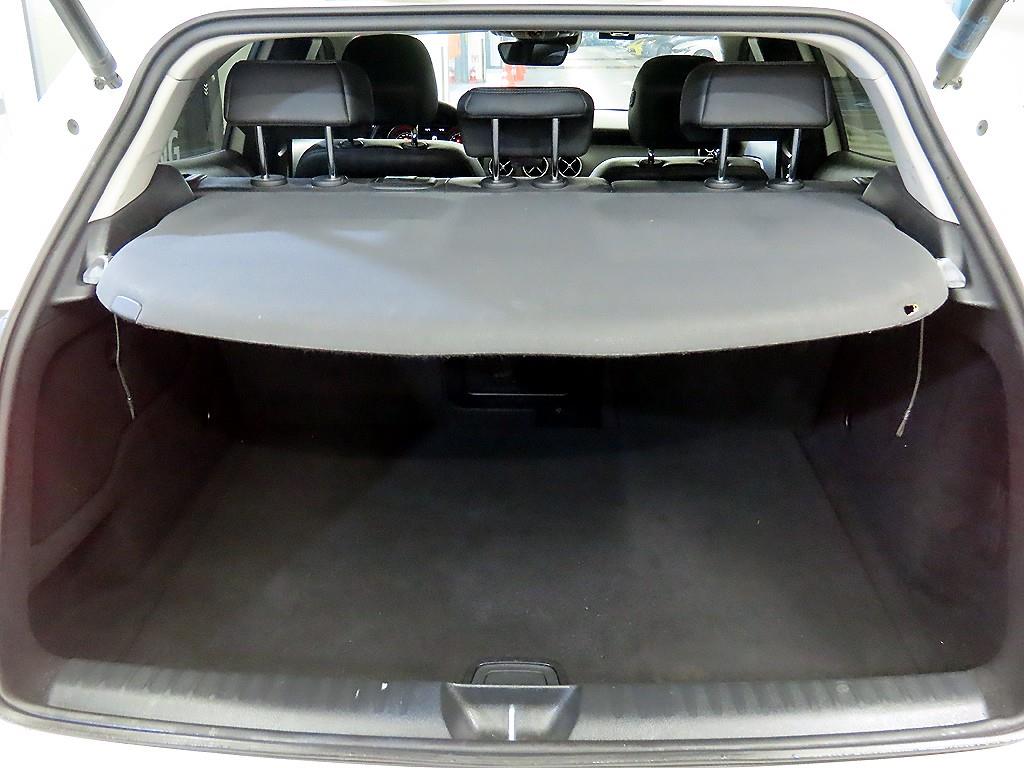 Mercedes Benz GLA Class 2018 Blanco - Importación desde Corea - HF Imports Iquique - Foto 17