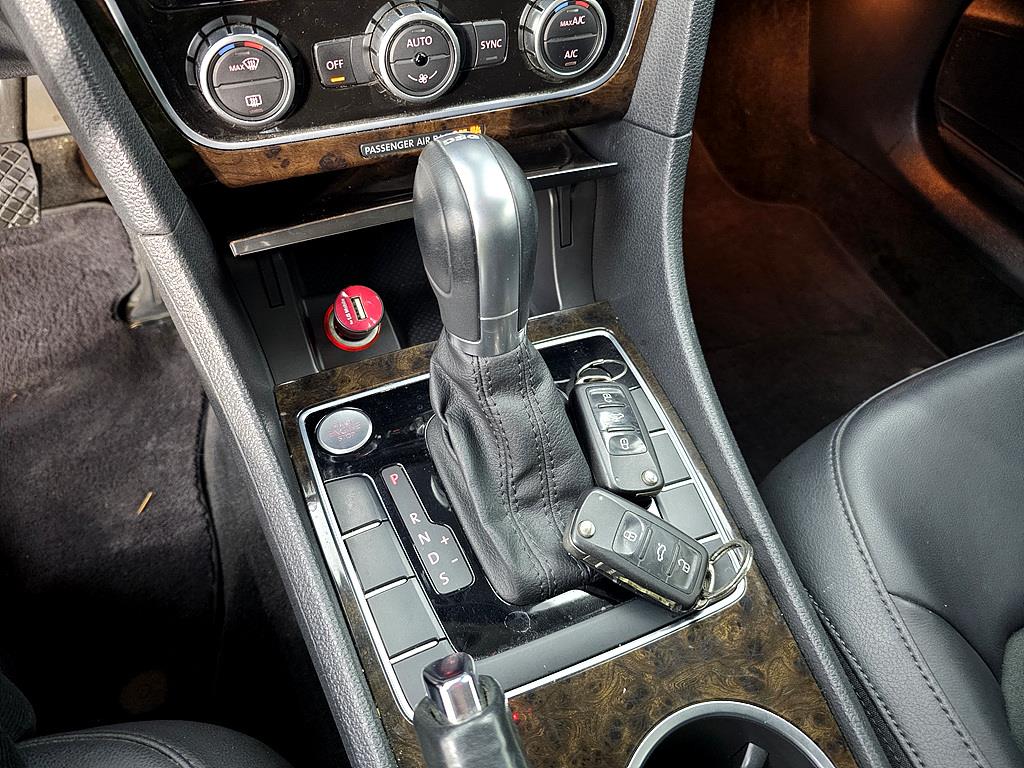 Volkswagen Passat 2015 Blanco - Importación desde Corea - HF Imports Iquique - Foto 14