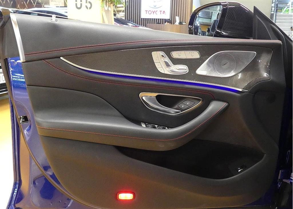 Mercedes Benz CLS Class - Vista 11