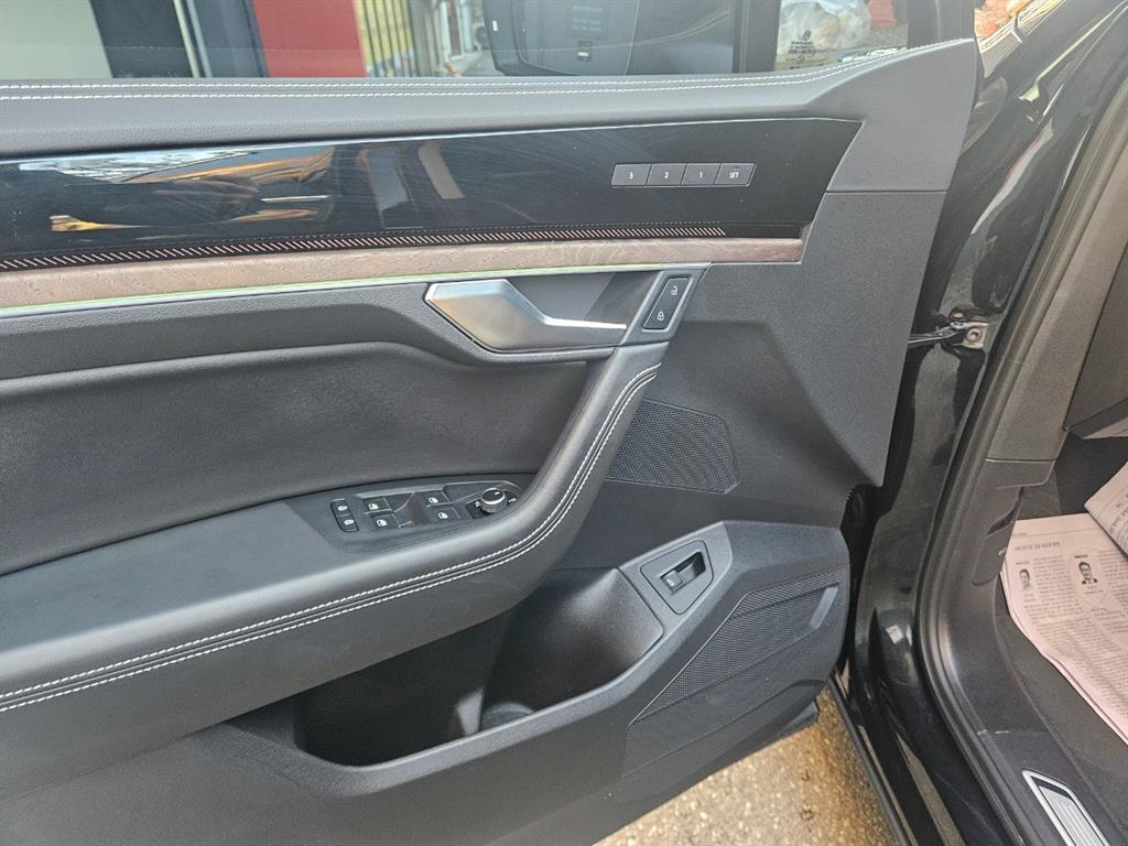 Volkswagen Touareg 2024 Negro - Importación desde Corea - HF Imports Iquique - Foto 16