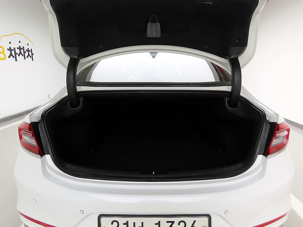 HYUNDAI Grandeur - Vista 5