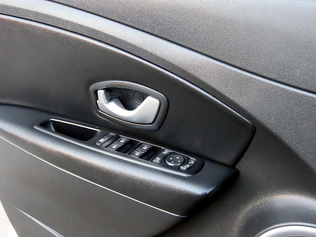 SAMSUNG SM3 - Vista 11