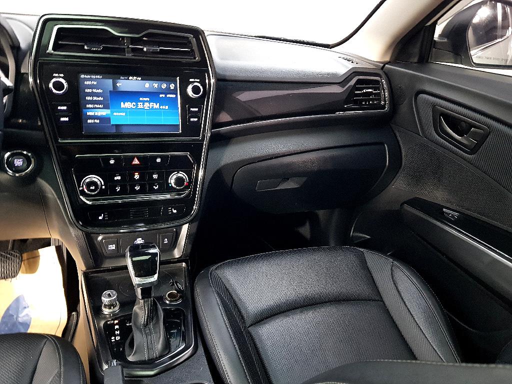 Ssangyong Tivoli - Vista 10