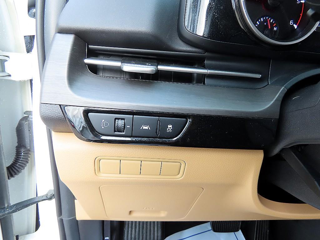 KIA Carnival 2023 Blanco - Importación desde Corea - HF Imports Iquique - Foto 13