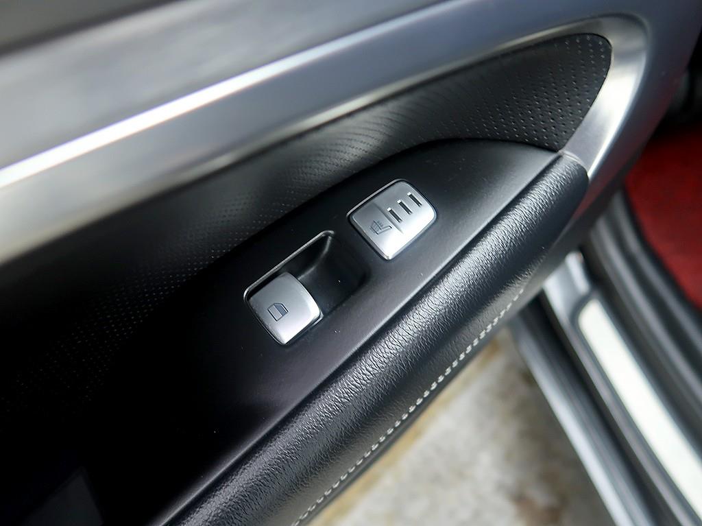 Genesis G70 2018 Negro - Importación desde Corea - HF Imports Iquique - Foto 13