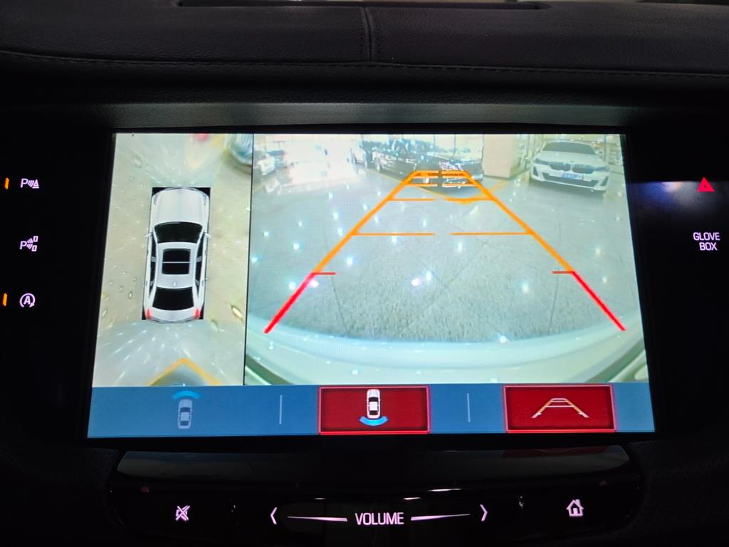 Cadillac CT6 - Vista 12