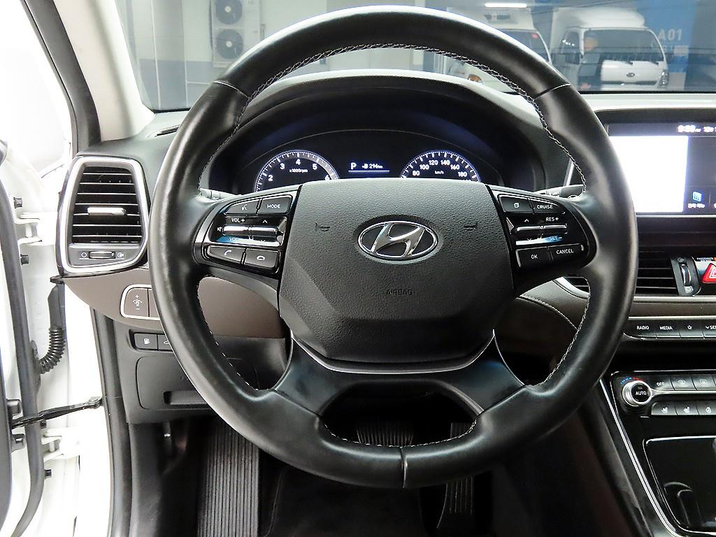 HYUNDAI Grandeur - Vista 7