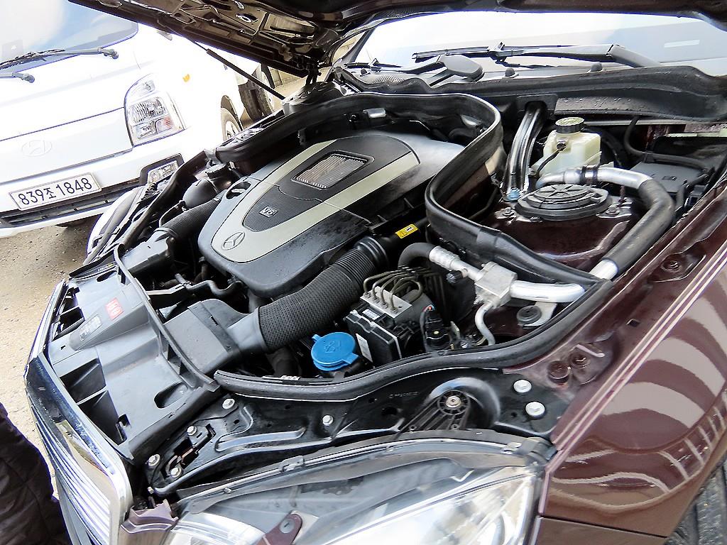 Mercedes Benz E class 2011 Café - Importación desde Corea - HF Imports Iquique - Foto 18