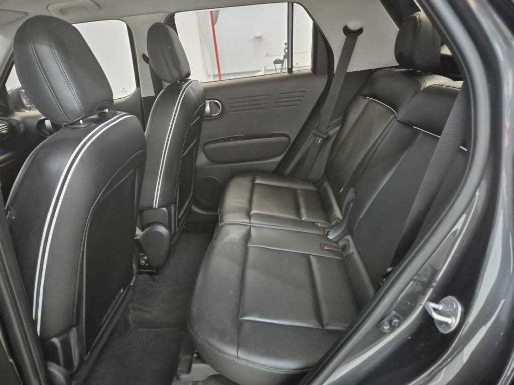 HYUNDAI Casper - Vista 12