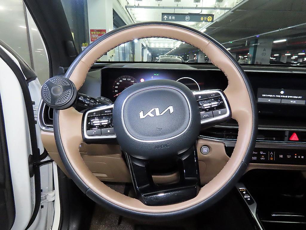 KIA Sorento - Vista 8