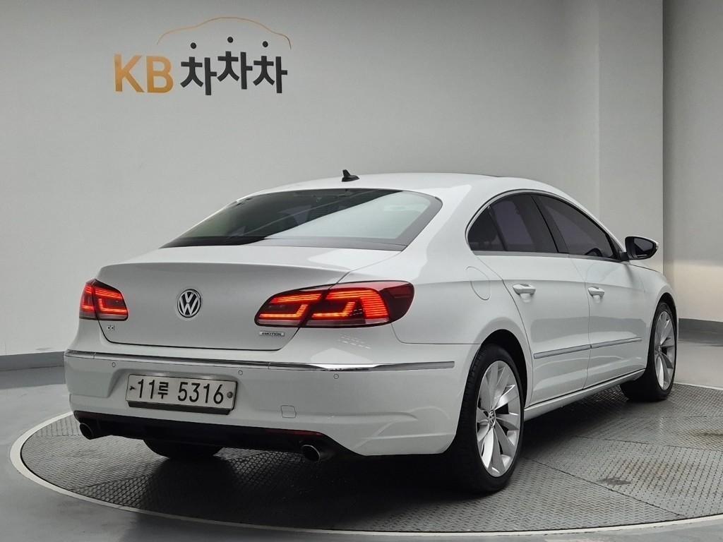 Volkswagen CC - Vista 4