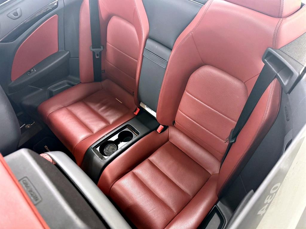 Mercedes Benz E class - Vista 8