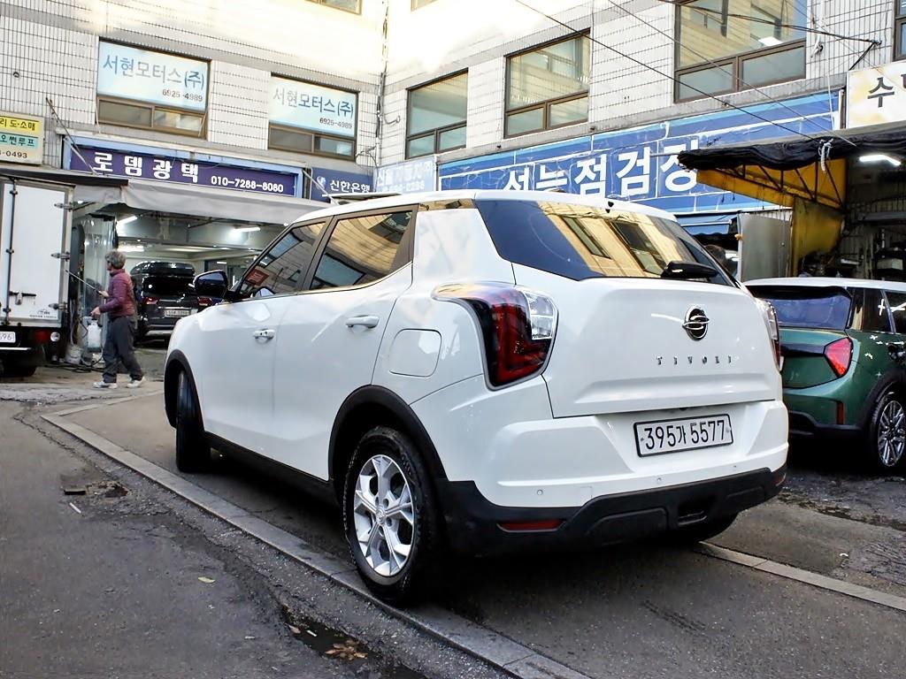 Ssangyong Tivoli - Vista 7