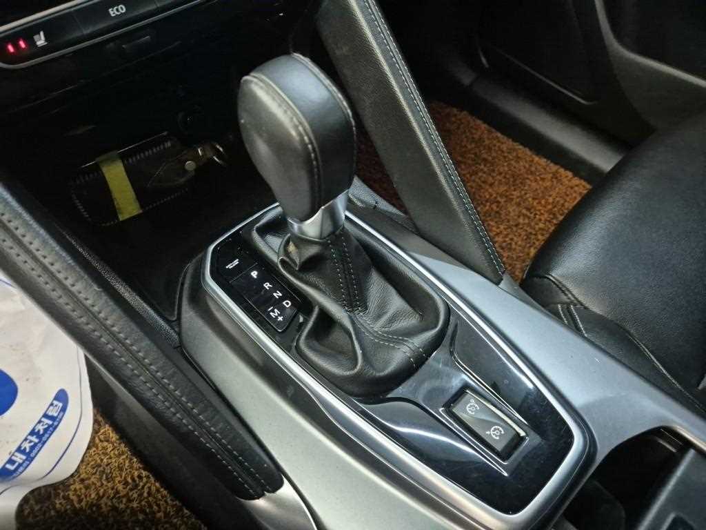 SAMSUNG QM6 - Vista 8