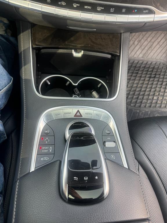 Mercedes Benz S Class - Vista 9