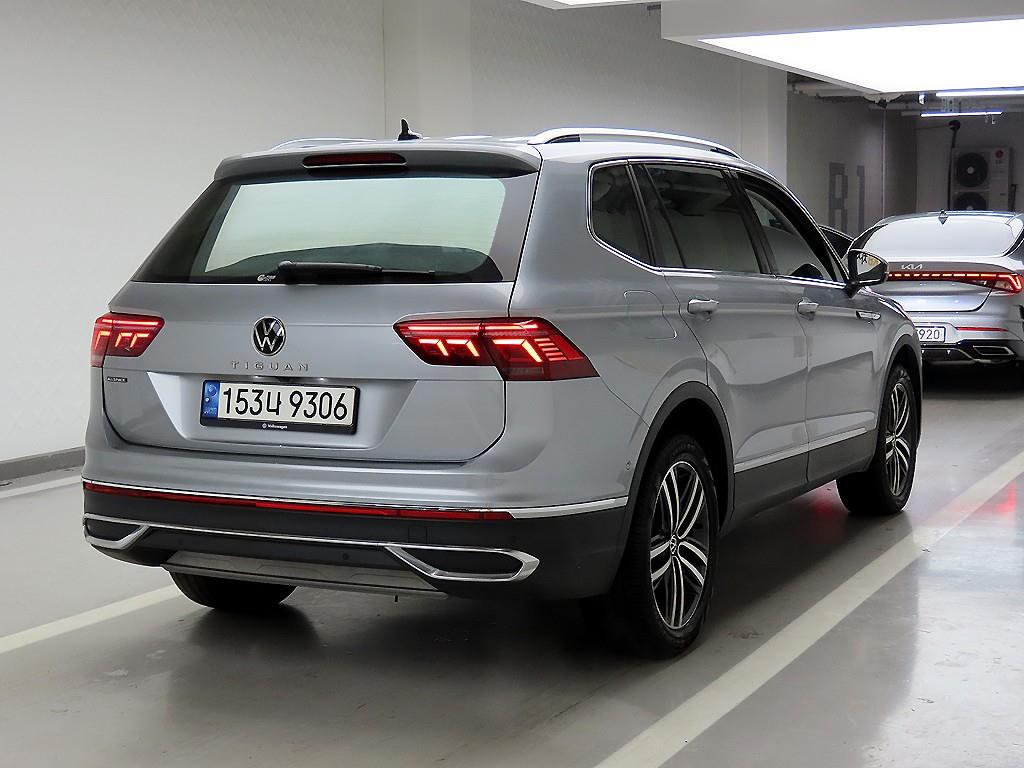 Volkswagen Tiguan - Vista 4