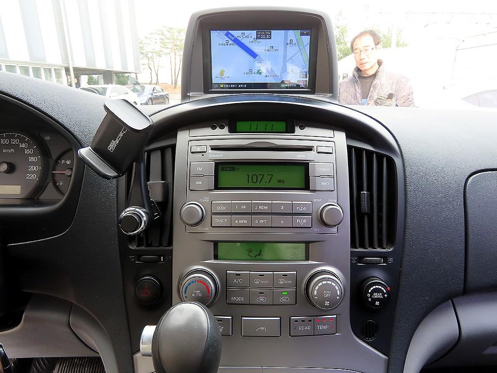 HYUNDAI Starex 2012 - Importación desde Corea - HF Imports Iquique - Foto 13