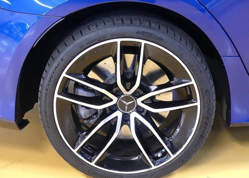 Mercedes Benz CLS Class - Vista 9