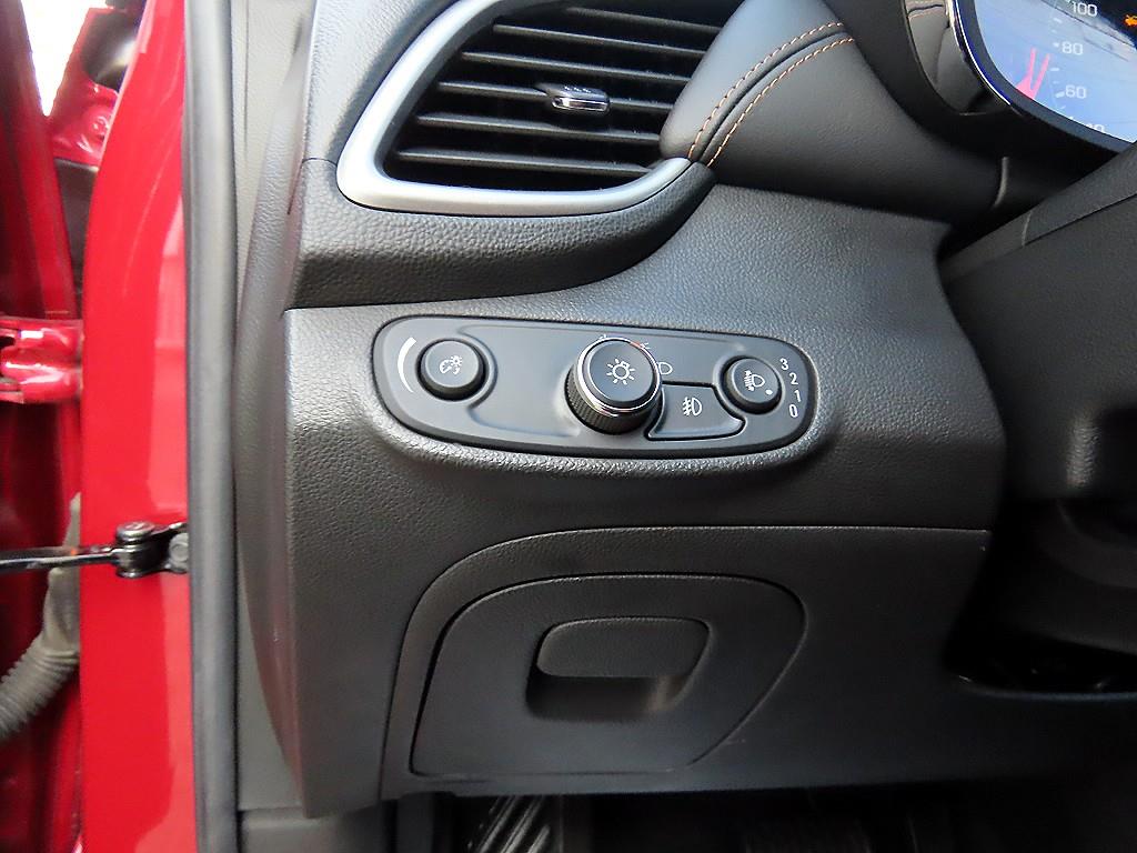 Chevrolet Trax - Vista 12