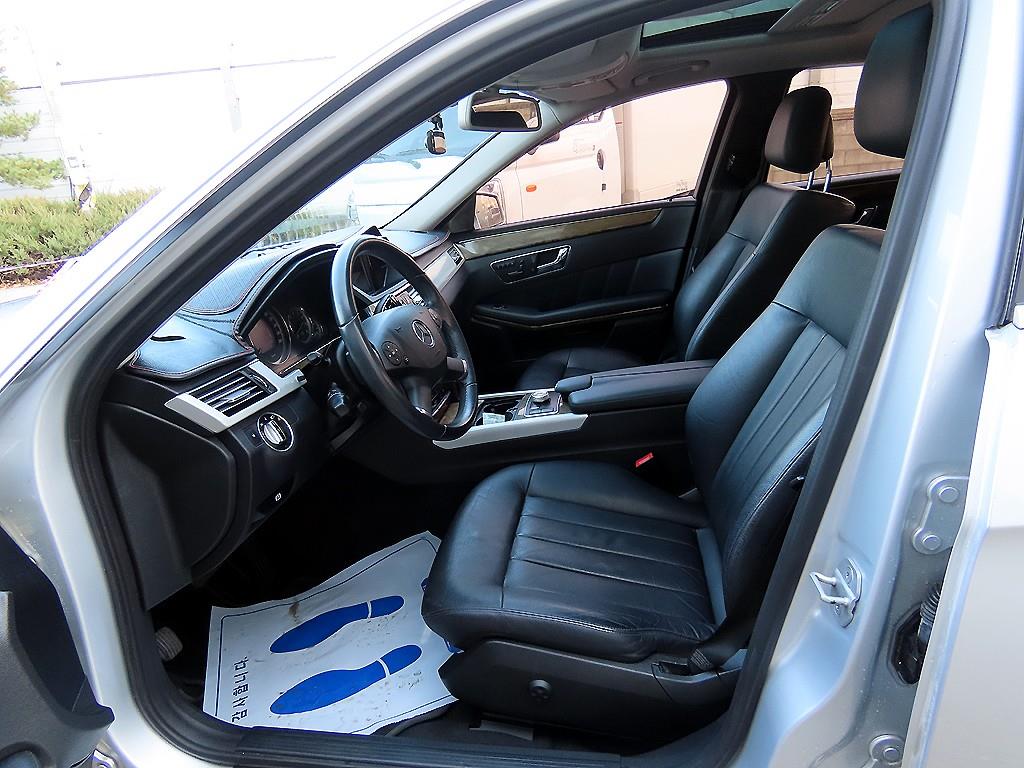 Mercedes Benz E class - Vista 5