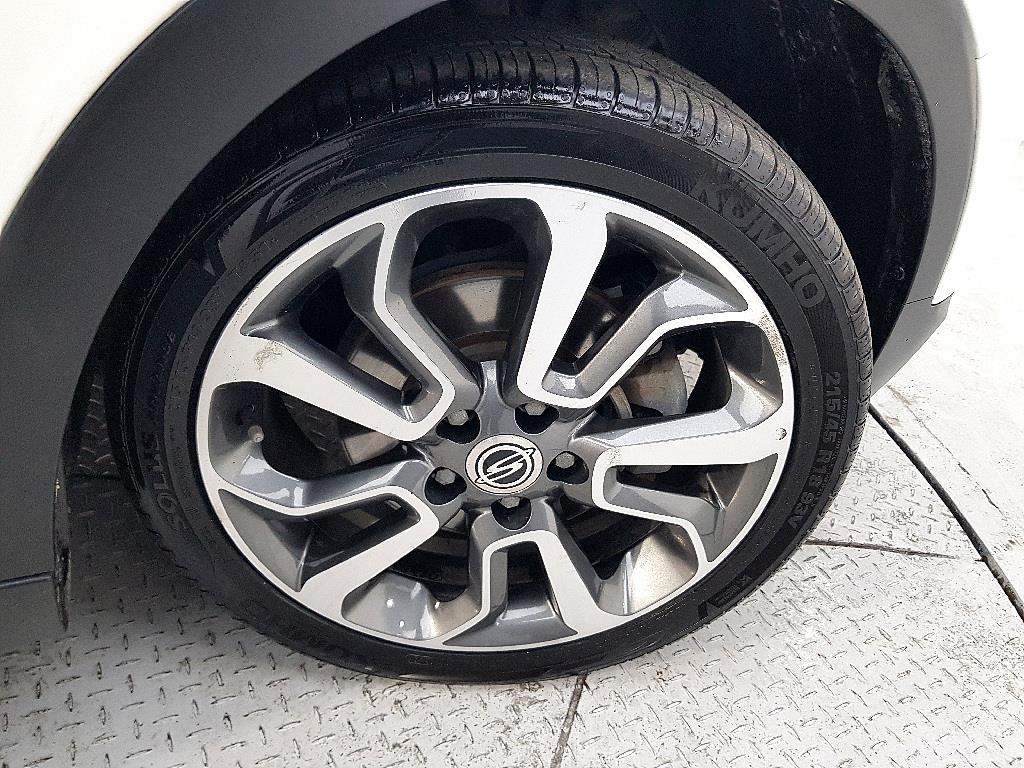 Ssangyong Tivoli 2016 Blanco - Importación desde Corea - HF Imports Iquique - Foto 20