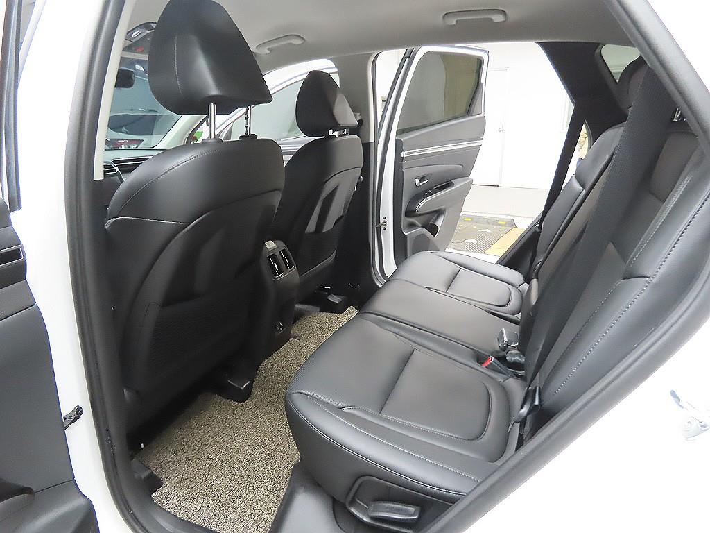 HYUNDAI Tucson 2023 Blanco - Importación desde Corea - HF Imports Iquique - Foto 9
